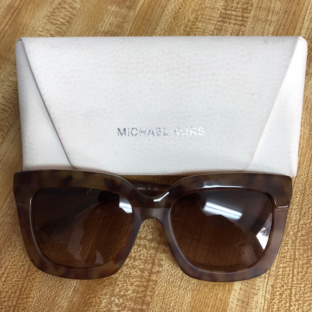 MICHAEL KORS Polynesia Sunglasses - Picture 1 of 5